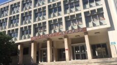 Αγρίνιο: Μπήκε στα δικαστήρια με σπρέι πιπεριού και την συνέλαβαν