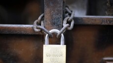 Τετραήμερο «λουκέτο» σε επιχείρηση στην Πλάκα 