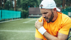 Κάταγμα στον ώμο: Αυτή είναι η απλή θεραπεία που αντικαθιστά την επέμβαση