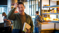 Τζέιμι Όλιβερ: Η κατάρρευση των εστιατορίων, μου... χάλασε τα γενέθλια!