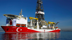 Ο «Πορθητής» έβαλε πλώρη για την Καρπασία