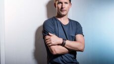 Ο Τζέιμς Μπλαντ επιστρέφει με νέο δίσκο