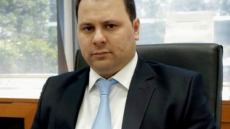 Ο γγ Εμπορίου διάβασε στο Facebook για πρόβλημα με την γραφειοκρατία και το έλυσε