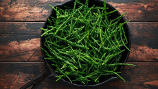 Το βότανο που δυναμώνει το ανοσοποιητικό και είναι γεμάτο βιταμίνη C