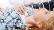 Όλα όσα πρέπει να γνωρίζουμε για τον καρκίνο του θυρεοειδούς
