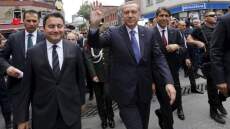 Τουρκία: Ο Αλί Μπαμπατσάν θα ιδρύσει νέο κόμμα πριν το τέλος του έτους 