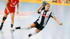 «Φωνάζουν» οι Τούρκοι για ρατσιστικές επιθέσεις σε παίκτριες ομάδας χάντμπολ σε αγώνα με τον ΠΑΟΚ!