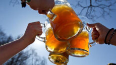 Το hangover είναι ασθένεια, απεφάνθη γερμανικό δικαστήριο