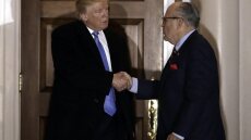 ΗΠΑ - Ουκρανικό: Πρώην εισαγγελέας του Κιέβου λέει ότι μίλησε δέκα φορές με τον Τζουλιάνι