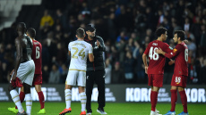 Premier League: Η Λίβερπουλ παλεύει να γλιτώσει την τιμωρία αποκλεισμού