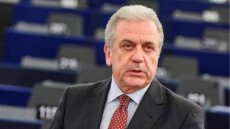 La Stampa: Φαβορί ο Αβραμόπουλος για τη θέση απεσταλμένου της ΕΕ στον Περσικό Κόλπο