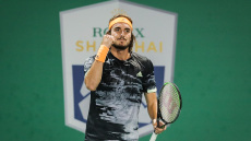 Ο Τσιτσιπάς κυνηγάει το... ρεκόρ του Τιμ στη Σανγκάη