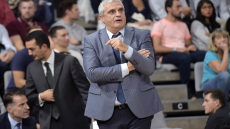 Πεδουλάκης για την ήττα από τη Βιλερμπάν: Δεν πήραμε σωστές αποφάσεις στην άμυνα