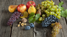 Το αντιγηραντικό φρούτο που προστατεύει τη μνήμη και την όραση