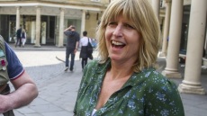 Brexit: Την ώρα που ο Μπόρις αγωνιούσε, η αδερφή του το απολάμβανε, πίνοντας σαμπάνια!