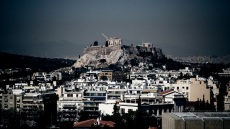 ΙΟΒΕ: Οι Έλληνες βγήκαν από την 5άδα των πιο απαισιόδοξων Ευρωπαίων για την οικονομία