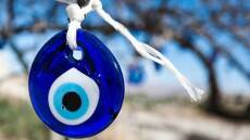 Έρευνα αποκαλύπτει σε ποιες χώρες είναι πιο έντονη η συσχέτιση μεταξύ μικροβίων και... δαιμόνων