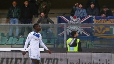 Αποκλεισμός δέκα ετών στον αρχηγό των ultras της Βερόνα για τη ρατσιστική επίθεση στον Μπαλοτέλι