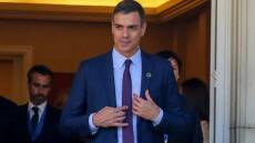 Ισπανία: Με οριακή πλειοψηφία προχωρά ο Σάντσεθ σε σχηματισμό κυβέρνησης συνασπισμού 