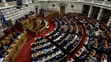 ΣΥΡΙΖΑ σε ΝΔ: Πείτε μας ποιοι επωφελούνται από την αποδέσμευση των περιουσιακών στοιχείων