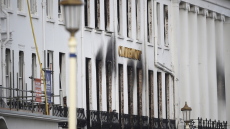 Βρετανία: Υπό κατάρρευση το ξενοδοχείο που έπιασε φωτιά στο Ίστμπουρν