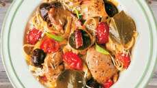 Κοτόπουλο α λα πουτανέσκα με ταλιατέλες