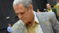 Δείτε βίντεο: Η στιγμή του καβγά Τζήμερου - Πρωτούλη στο περιφερειακό συμβούλιο