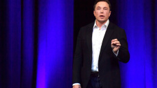 Κορωνοϊός: Ο Έλον Μασκ προσφέρεται να κατασκευάσει η εταιρεία του αναπνευστήρες - Τι έγραψε στο Twitter