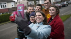 Εκλογές στη Βρετανία: «Τέλος» η Τζο Σουίνσον από την ηγεσία των Φιλελεύθερων Δημοκρατών