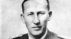 Γερμανία: Βεβηλώθηκε ο ανώνυμος τάφος πρώην αρχηγού των ναζιστικών Ες-Ες