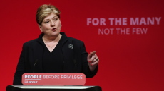Βρετανία: Η Έμιλι Θόρνμπερι θα είναι υποψήφια για την ηγεσία των Εργατικών