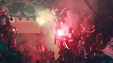 Θύρα 13: «Στα καλά όλοι μαζί και στα στραβά μόνοι μας;»