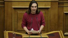 Κρίτων Αρσένης (ΜέΡΑ 25): Οι μετανάστες που κόβουν ξύλα και οι... παραστρατιωτικοί στον Έβρο 