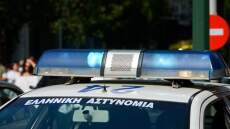 Λήξη συναγερμού στο Κολωνάκι: Ρούχα περιείχε η βαλίτσα