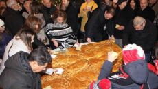 Χαλκιδική: Με Χριστόψωμο... 400 κιλών θα γιορτάσει η Αρναία την παραμονή των Χριστουγέννων