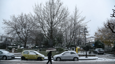 Καιρός: Yποχωρεί η κακοκαιρία «Ζηνοβία» - Παραμένουν οι πολύ χαμηλές θερμοκρασίες 