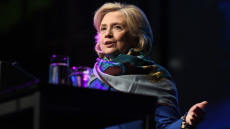 Χίλαρι Κλίντον: Γίνεται η πρώτη γυναίκα που αναλαμβάνει πρύτανης του Queen's στο Μπέλφαστ