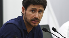 Μπελάδες για Βίκτορ Σάντσεθ με βίντεο όπου εμφανίζεται γυμνός