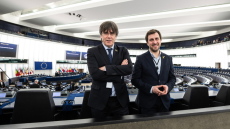 Ευρωπαϊκό Κοινοβούλιο: Ο Πουτζντεμόν κατέλαβε την έδρα του ως νέος ευρωβουλευτής