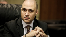 Μπογδάνος στον ΘΕΜΑ 104,6: Κακώς κατέβηκε η αφίσα για τις αμβλώσεις