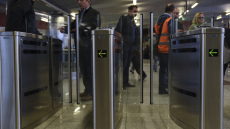 Ηλεκτρονικό εισιτήριο: 100 νέα αυτόματα μηχανήματα και φόρτιση ανώνυμων καρτών μέσω διαδικτύου-κινητών