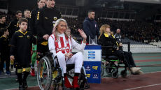 ΑΕΚ - Ολυμπιακός: Η Ένωση ανταπέδωσε την φιλοξενία της Μυρτώς, τιμώντας την Τόνια