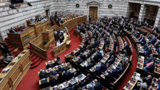 Τροπολογία για το ποδόσφαιρο: «Η κυβέρνηση είναι υπεράνω ομάδων» το μήνυμα του Μαξίμου για την ονομαστική ψηφοφορία