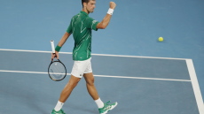 Open Αυστραλίας: Live ο μεγάλος ημιτελικός Φέντερερ-Τζόκοβιτς: 0-1 σετ (1-2 games στο α΄ σετ)