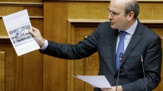 Σκληρή κόντρα Χατζηδάκη - ΣΥΡΙΖΑ για την απολιγνιτοποίηση της ΔΕΗ 