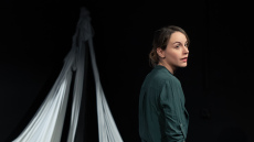 “Girls & Boys”:  Ένας συνταρακτικός μονόλογος με τη Δώρα Παρδάλη