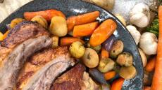 Χοιρινή πανσέτα με λαχανικά