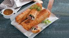 Χωριάτικο λουκάνικο: 10 συνταγές με το απόλυτο αλλαντικό