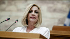 Γεννηματά: Να συνεννοηθούμε για δίκαιο σύστημα προστασίας της α΄ κατοικίας