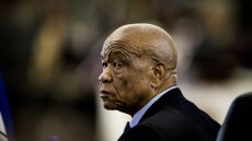 Λεσότο: Ο πρωθυπουργός που θεωρείται ύποπτος για τον φόνο της συζύγου του επικαλείται ασυλία 